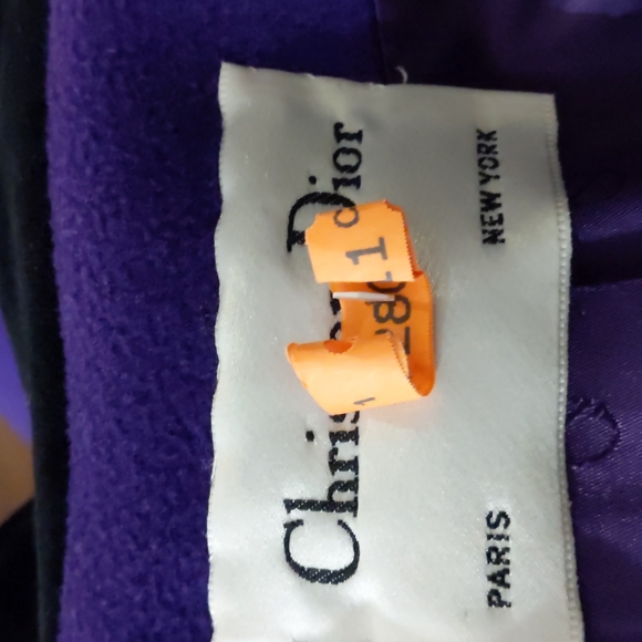 Vintage Christian Dior Purple Wool Coat with Black Velvet Collar, size 6 - Picture 8 of 10